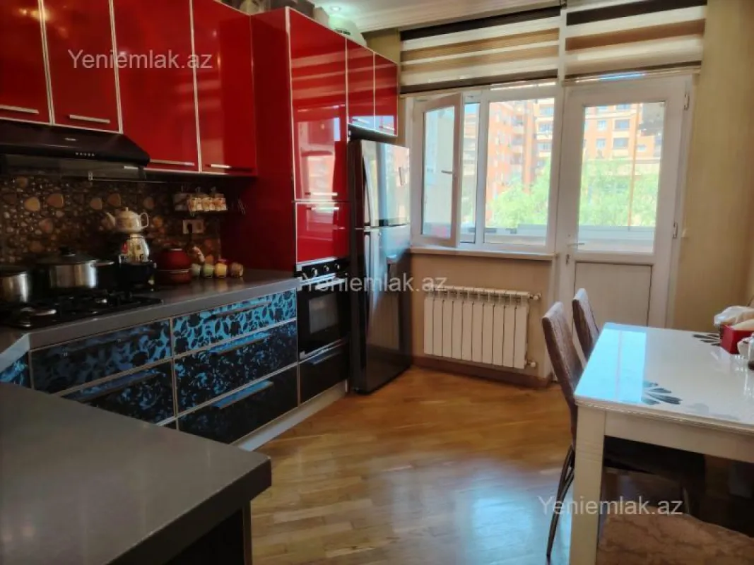 Satılır 4 otaqlı yeni tikili 89 m²