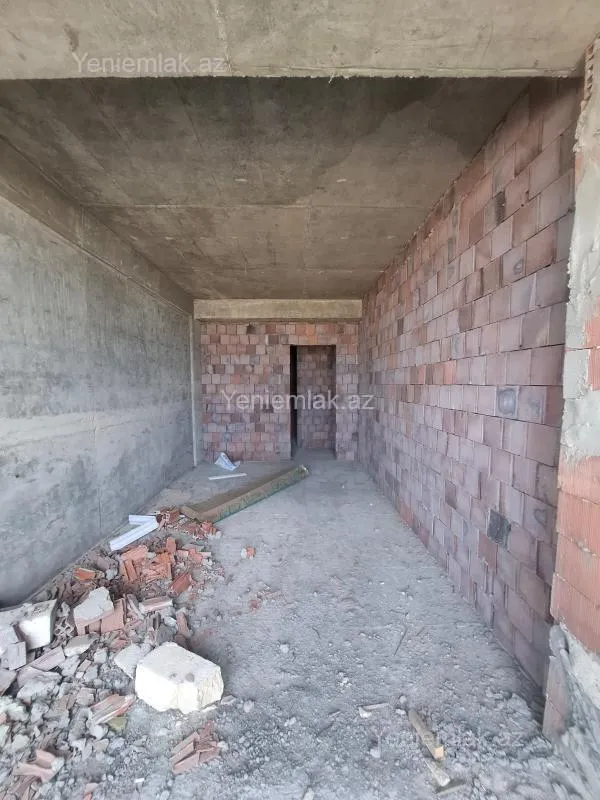 Satılır 2 otaqlı yeni tikili 68 m²