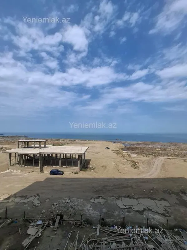 Satılır 2 otaqlı yeni tikili 68 m²