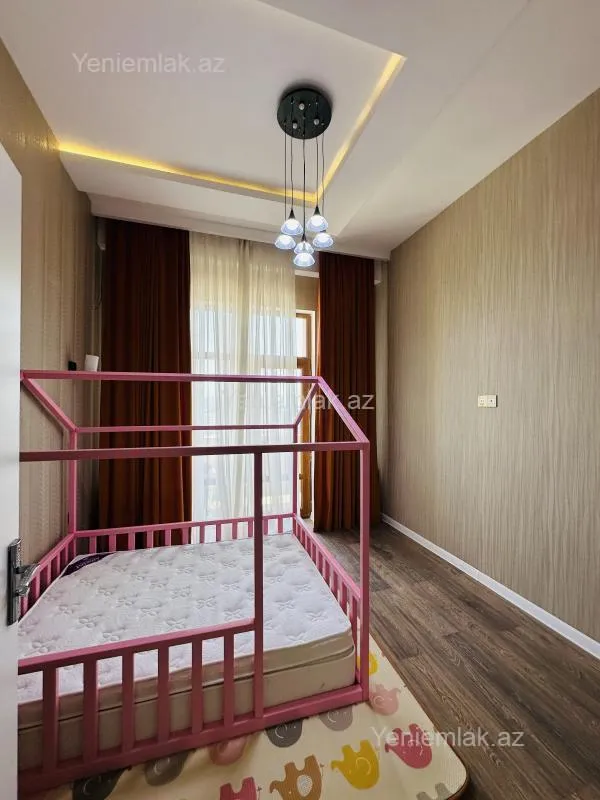 Satılır 4 otaqlı yeni tikili 182 m²