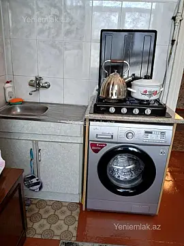 Satılır 2 otaqlı köhnə tikili 58 m²