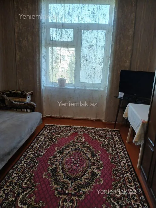 Satılır 2 otaqlı köhnə tikili 58 m²