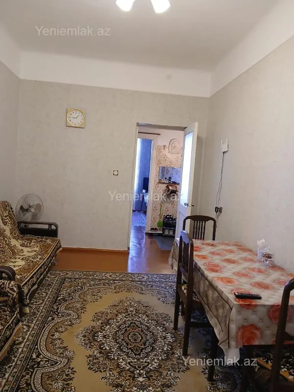 Satılır 2 otaqlı köhnə tikili 58 m²