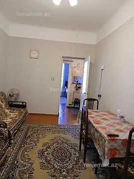 Satılır 2 otaqlı köhnə tikili 58 m²