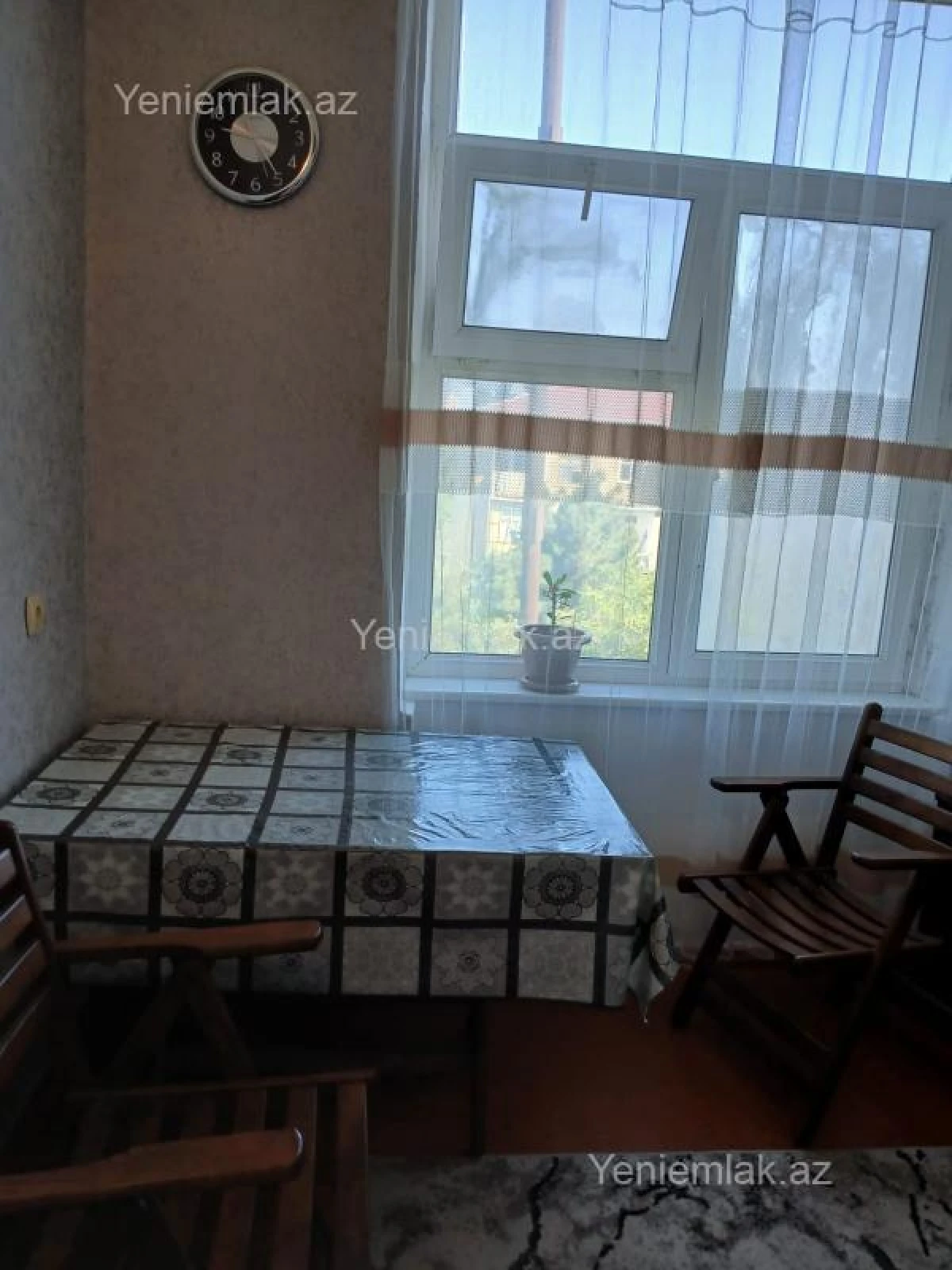 Satılır 2 otaqlı köhnə tikili 58 m²