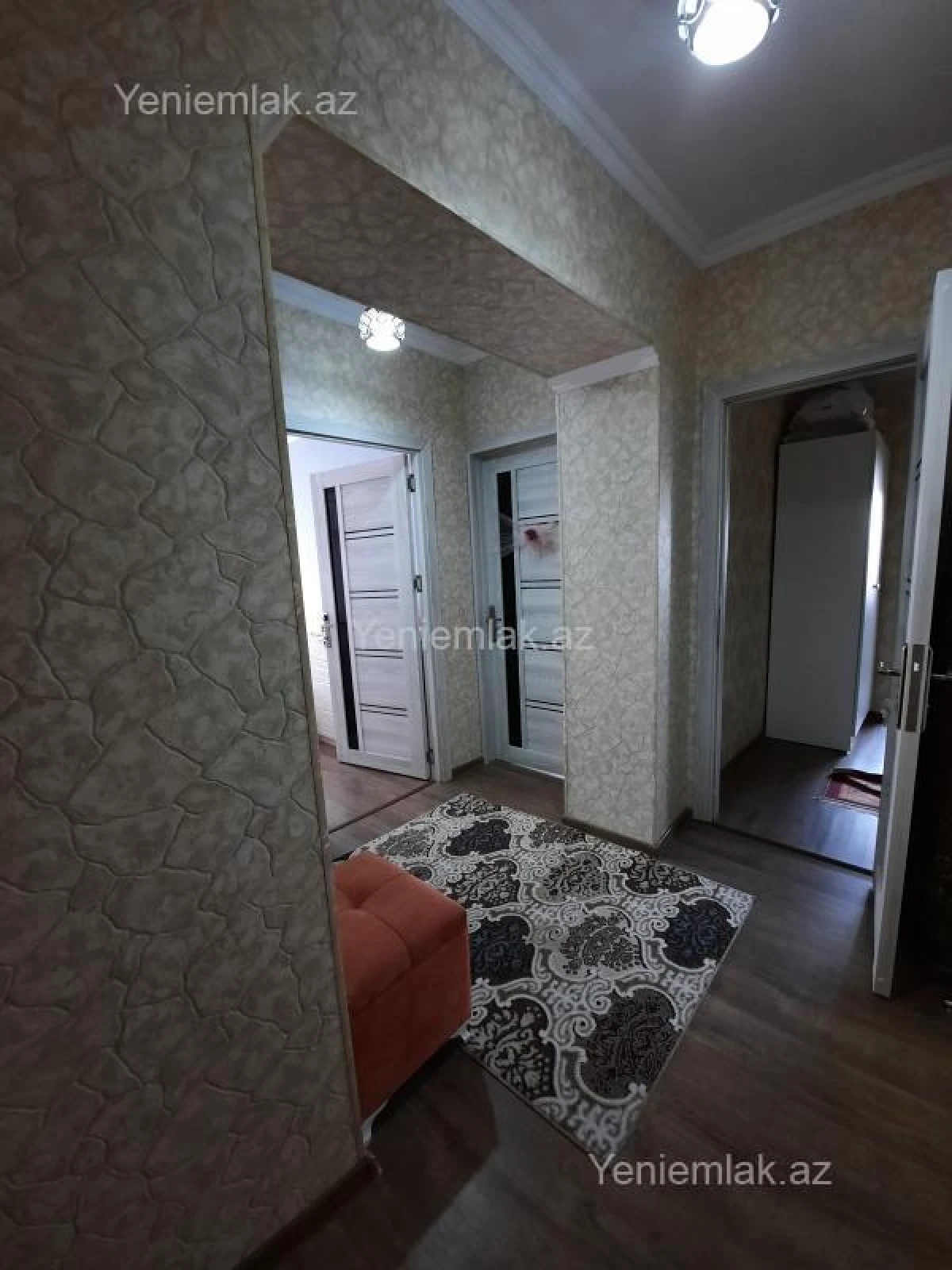 Satılır 2 otaqlı köhnə tikili 52 m²