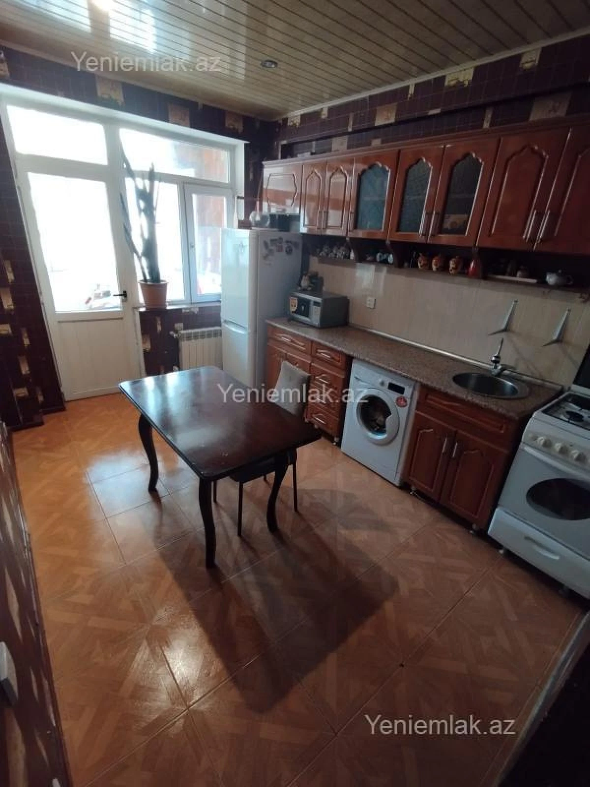 Satılır 2 otaqlı yeni tikili 70 m²