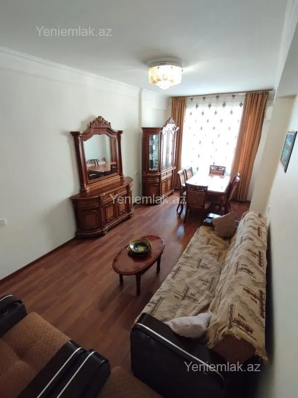 Satılır 2 otaqlı yeni tikili 70 m²