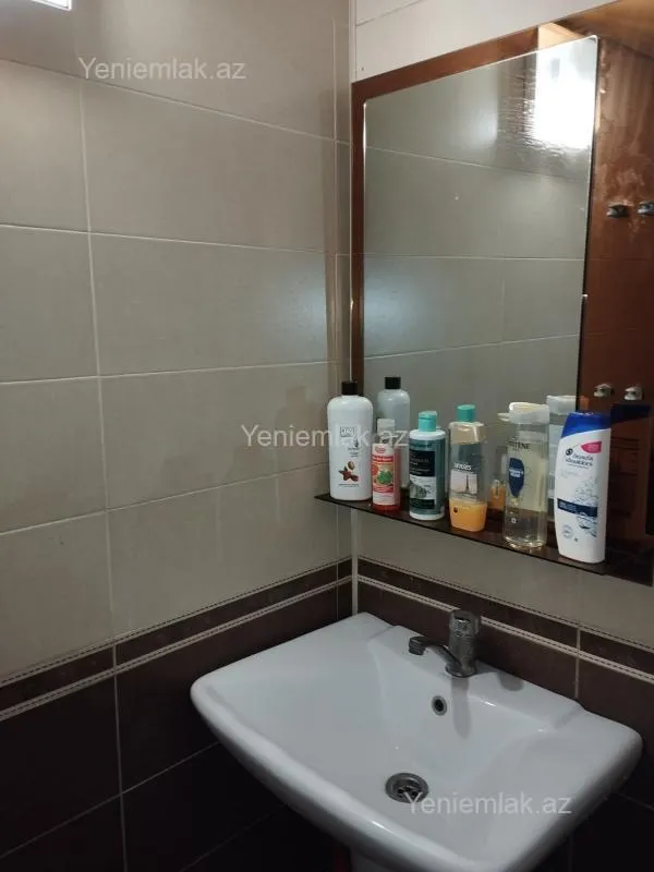Satılır 2 otaqlı yeni tikili 70 m²