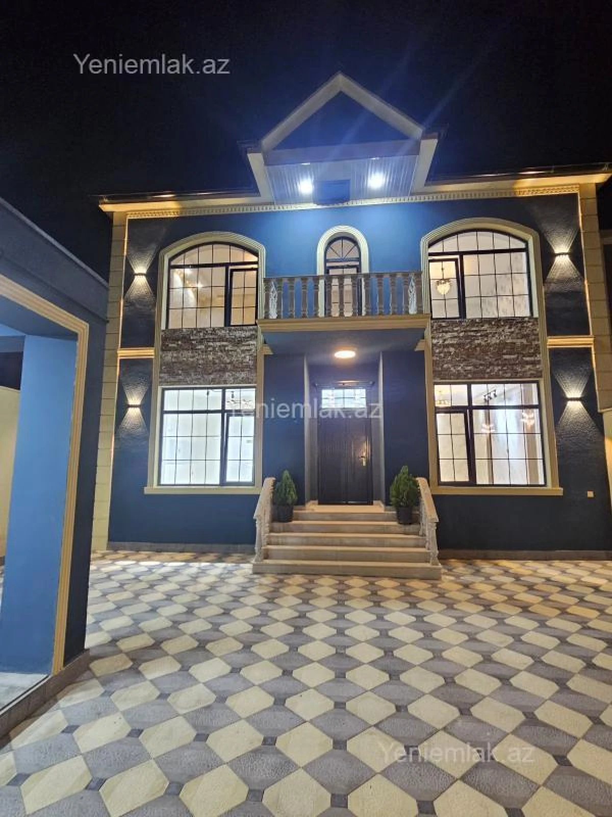 Satılır 5 otaqlı həyət evi 190 m²