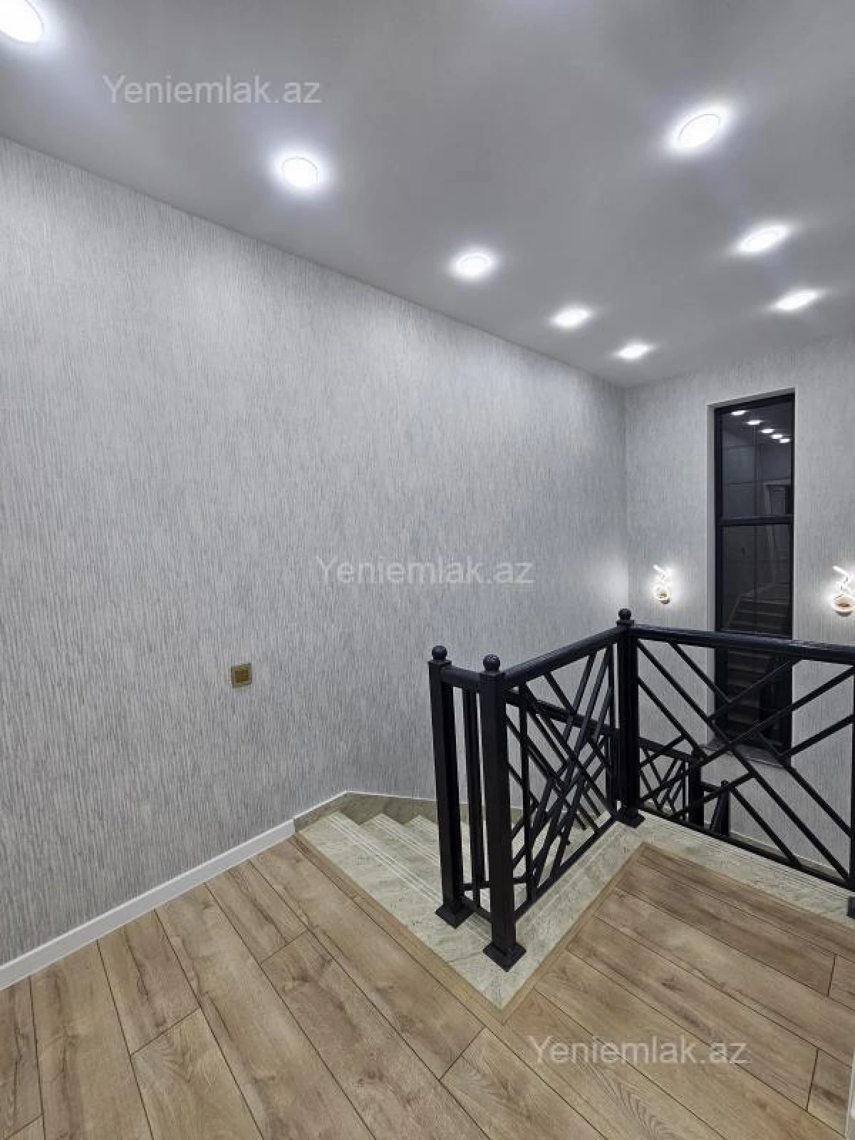 Satılır 5 otaqlı həyət evi 190 m²