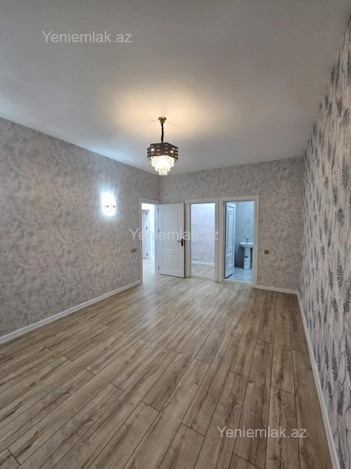 Satılır 5 otaqlı həyət evi 190 m²