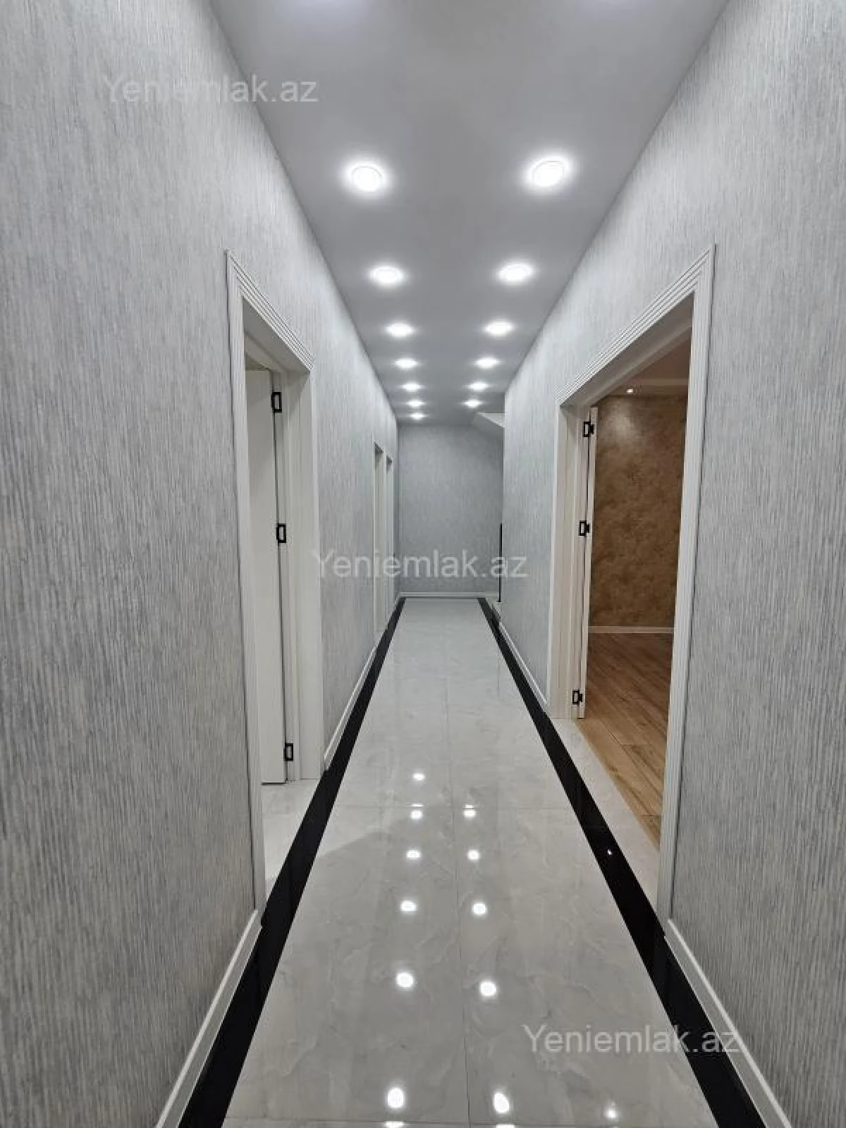 Satılır 5 otaqlı həyət evi 190 m²