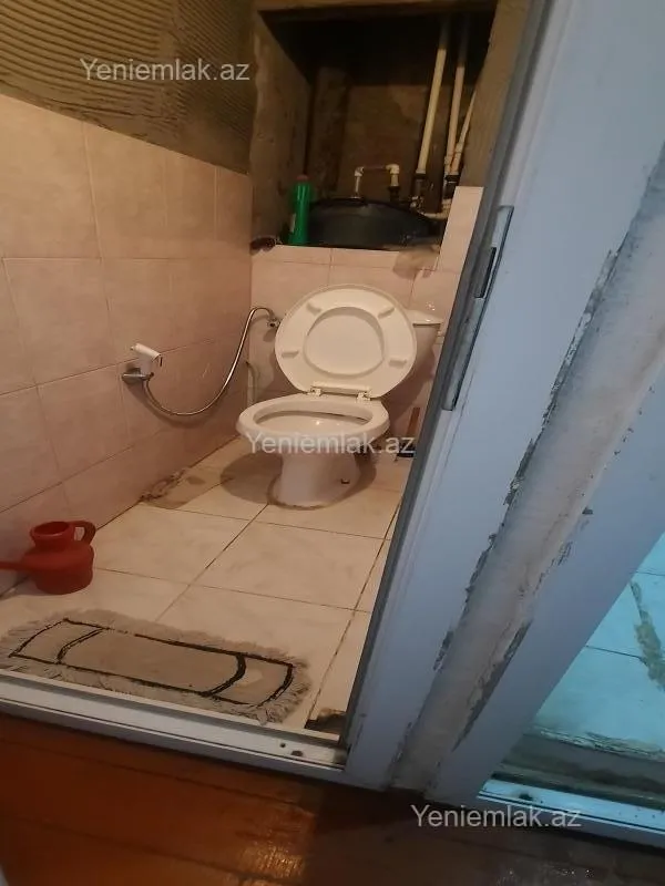 Satılır 5 otaqlı köhnə tikili 120 m²
