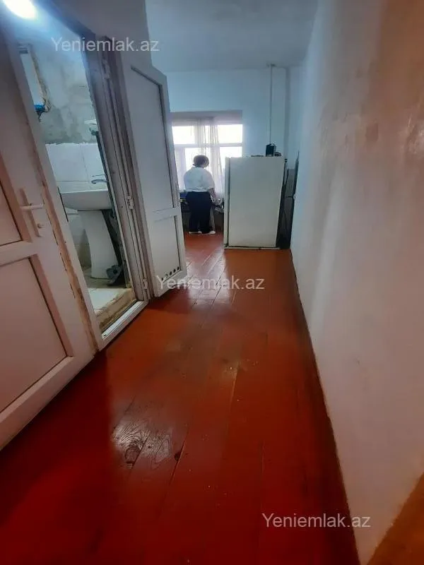 Satılır 5 otaqlı köhnə tikili 120 m²