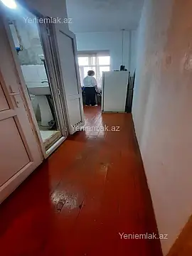 Satılır 5 otaqlı köhnə tikili 120 m²