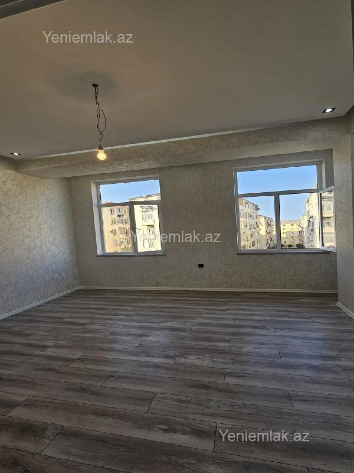 Satılır 2 otaqlı yeni tikili 75 m²