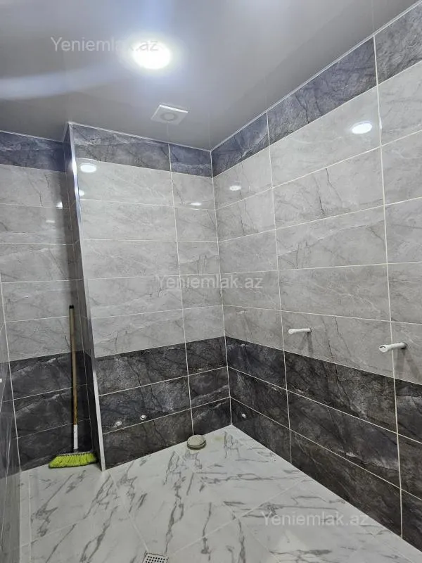 Satılır 2 otaqlı yeni tikili 75 m²