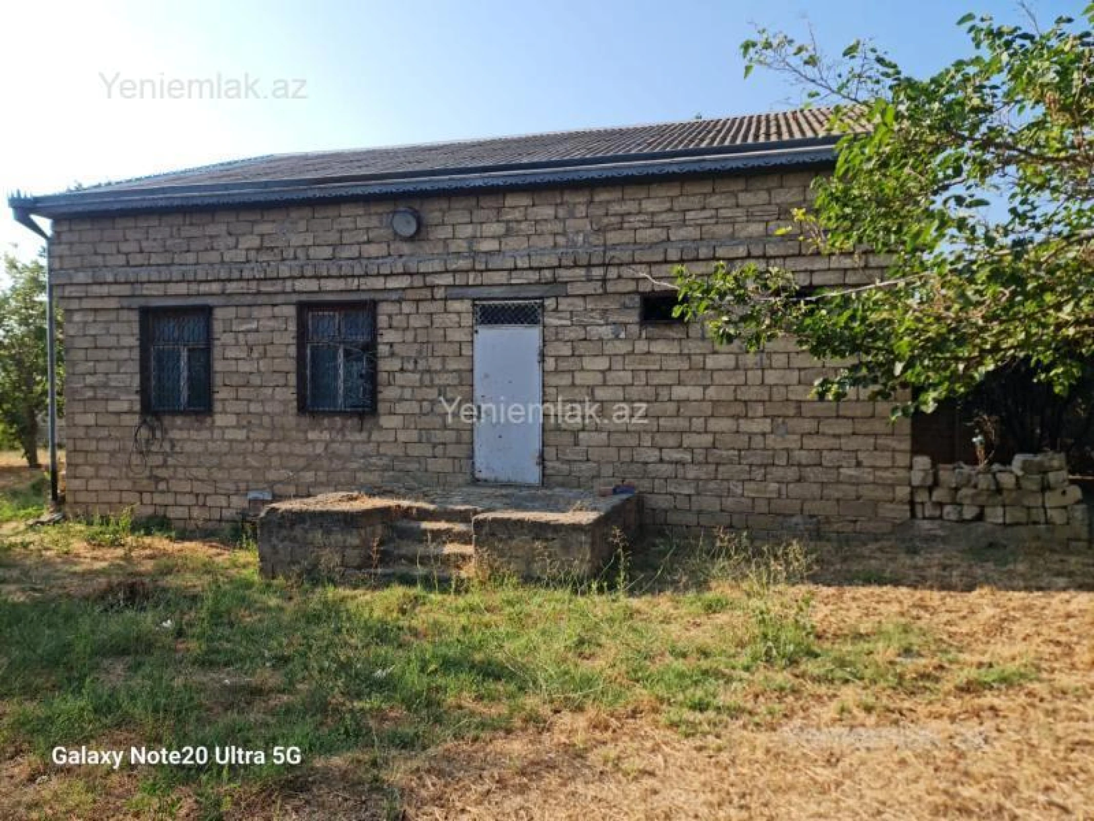 Satılır 5 otaqlı həyət evi 100 m²