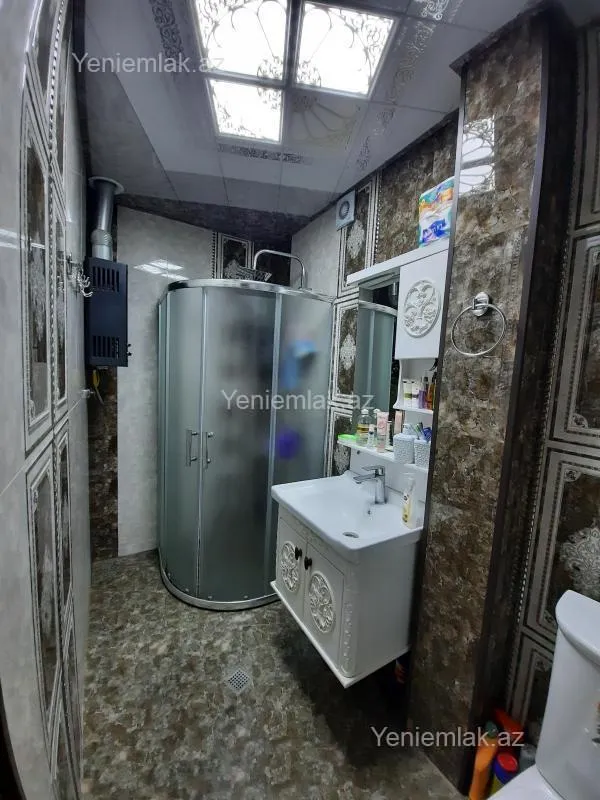 Satılır 2 otaqlı köhnə tikili 50 m²