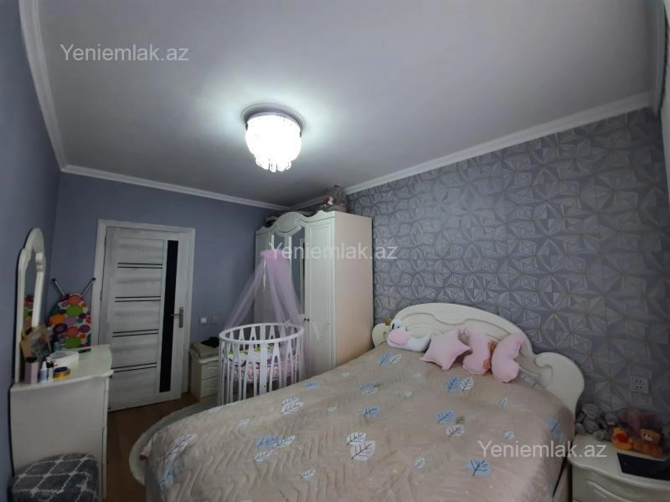 Satılır 2 otaqlı köhnə tikili 50 m²