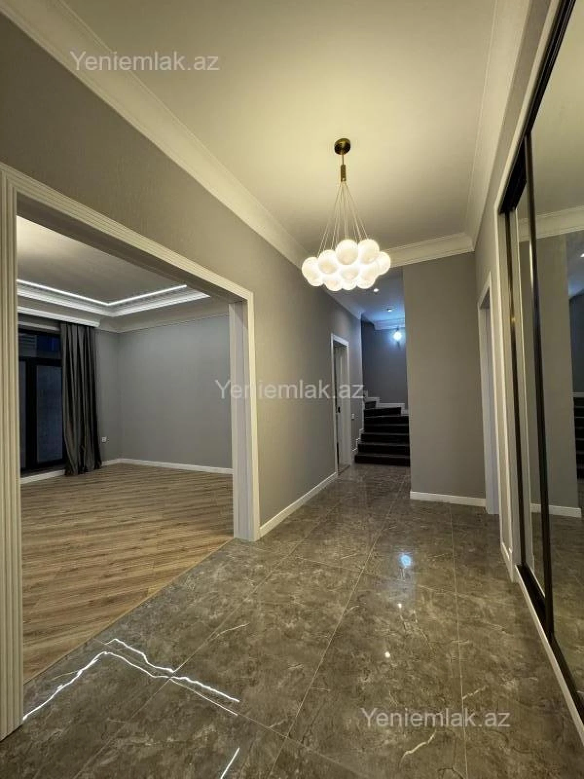 Satılır 4 otaqlı həyət evi 200 m²