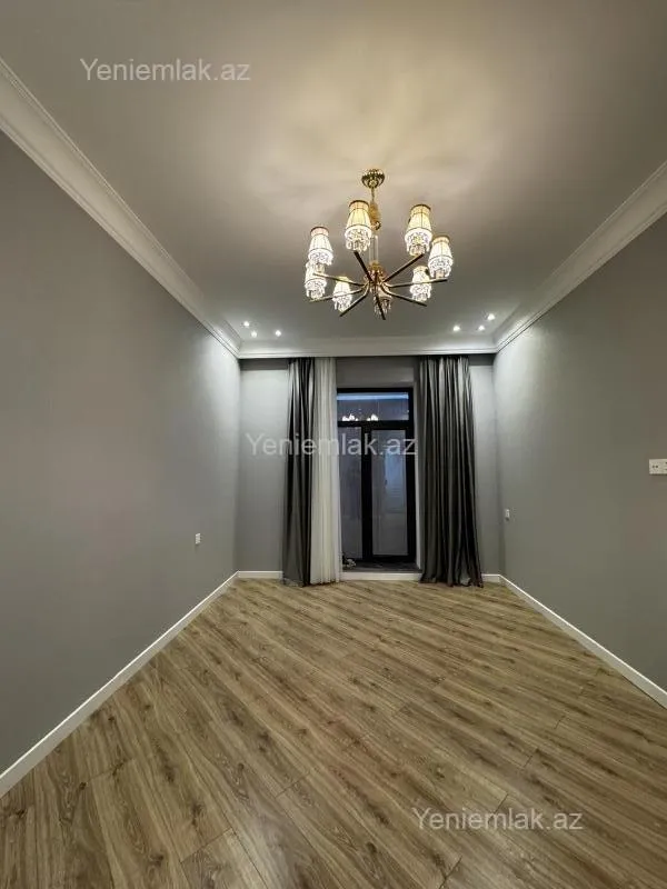 Satılır 4 otaqlı həyət evi 200 m²