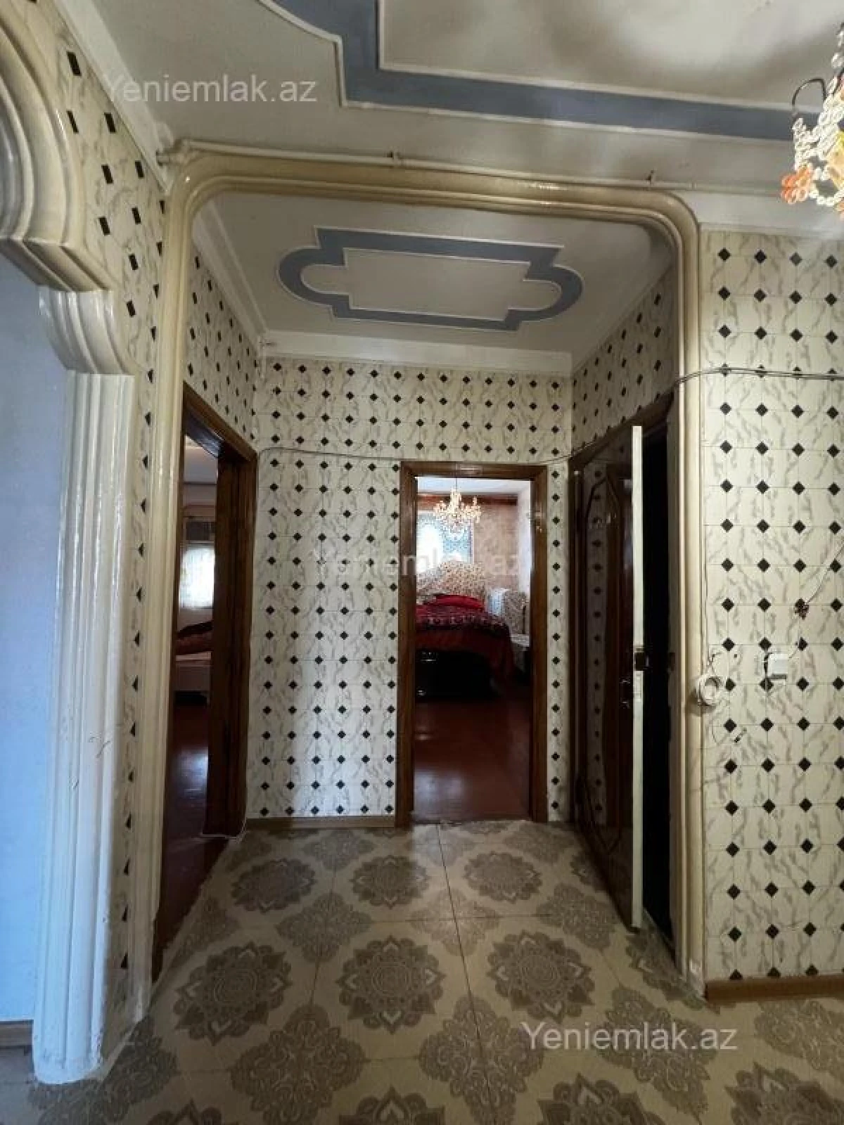 Satılır 3 otaqlı köhnə tikili 75 m²