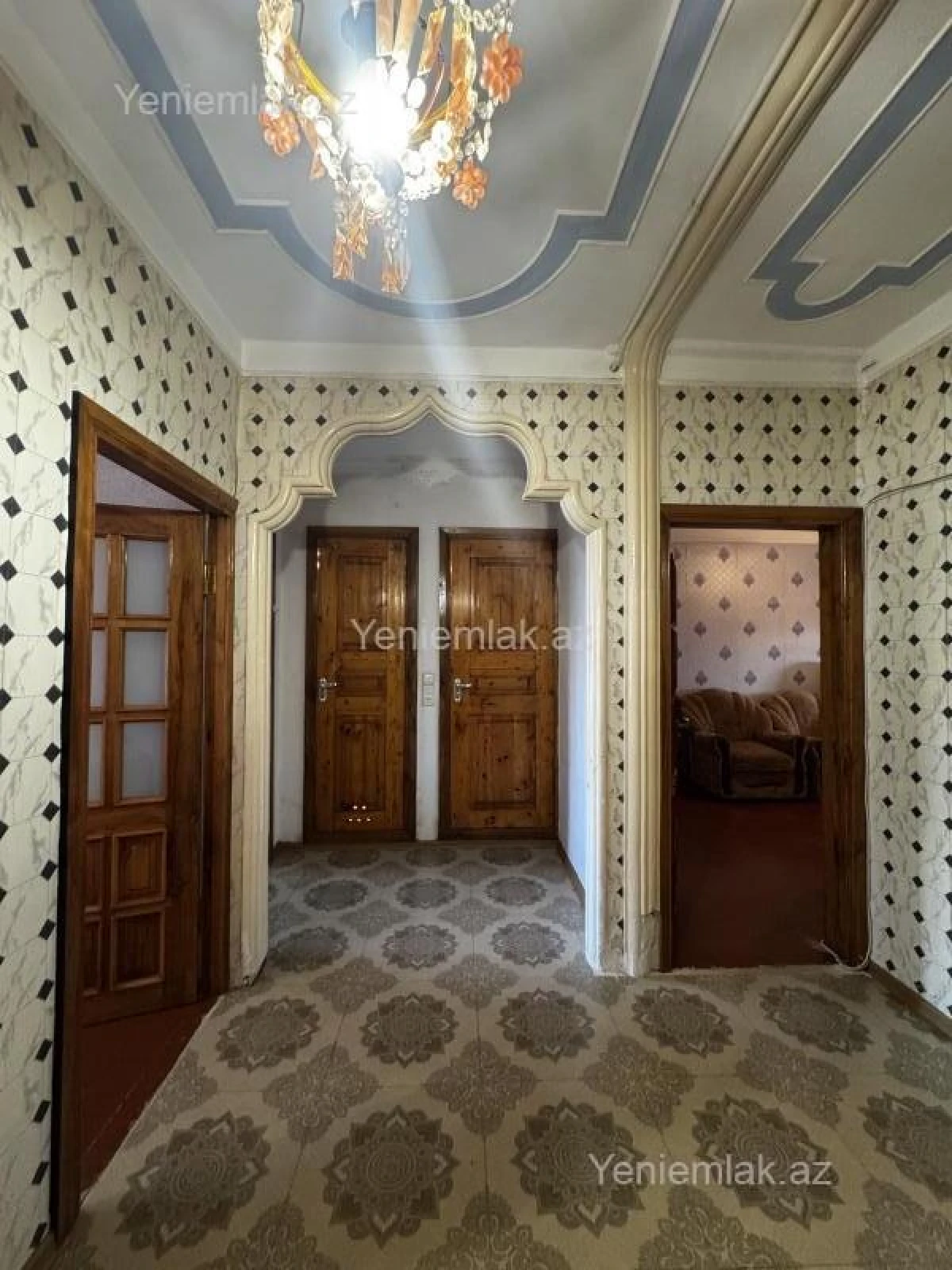 Satılır 3 otaqlı köhnə tikili 75 m²