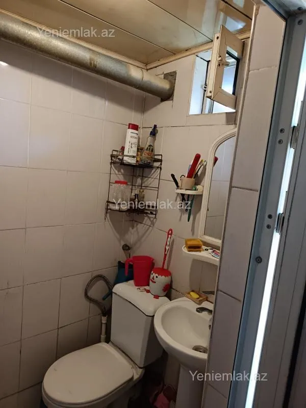 Satılır 1 otaqlı köhnə tikili 22 m²