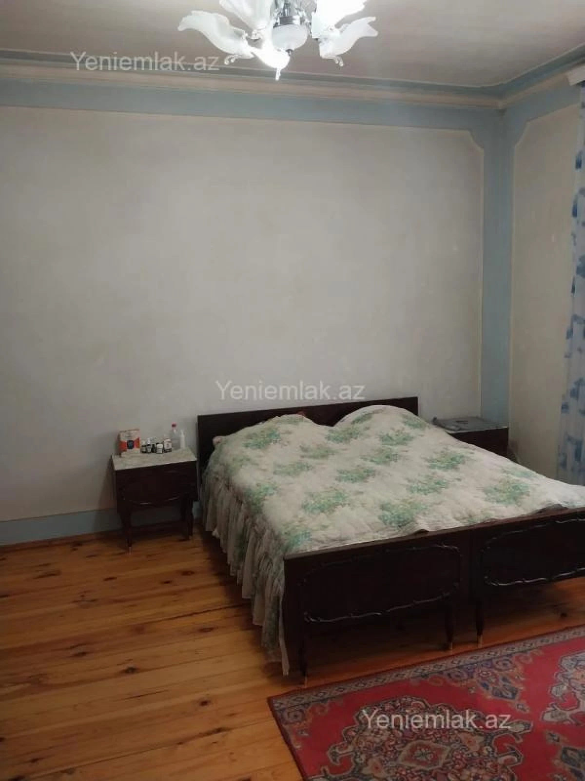 Satılır 8 otaqlı həyət evi 200 m²