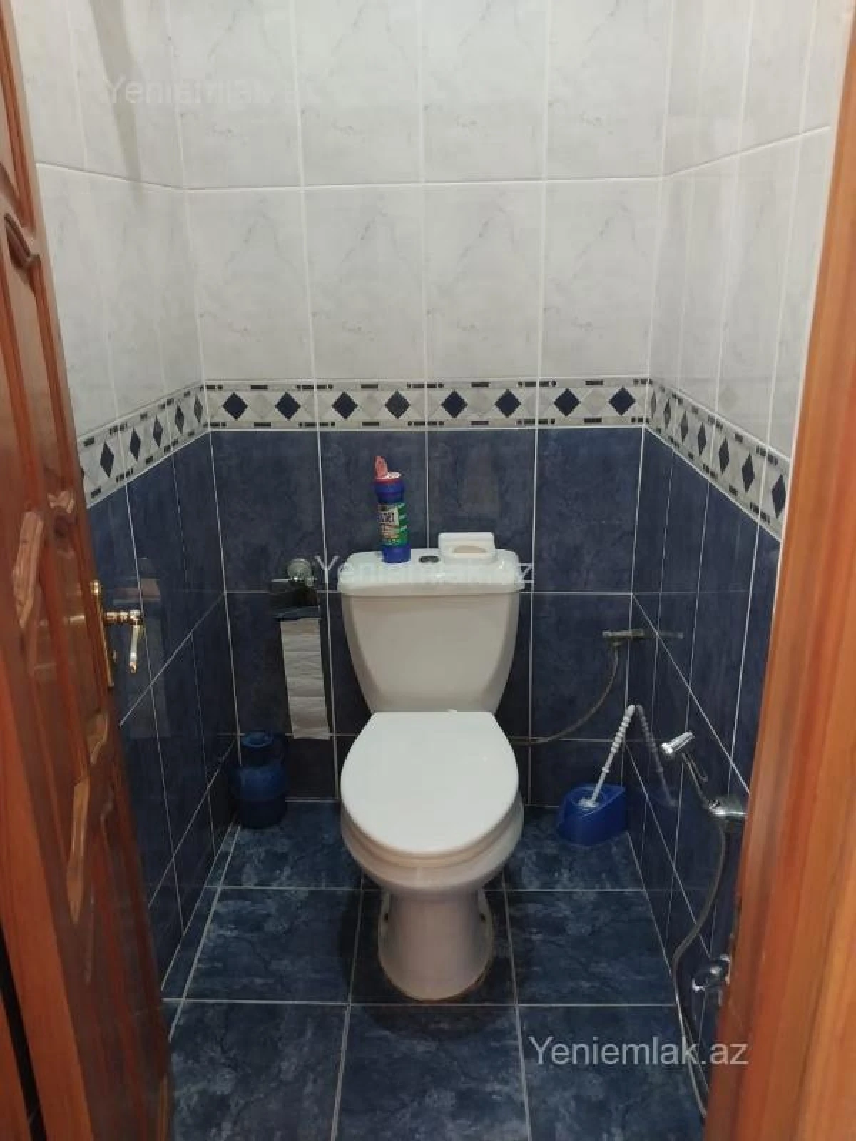 Satılır 8 otaqlı həyət evi 200 m²