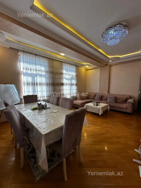 Satılır 3 otaqlı yeni tikili 100 m²