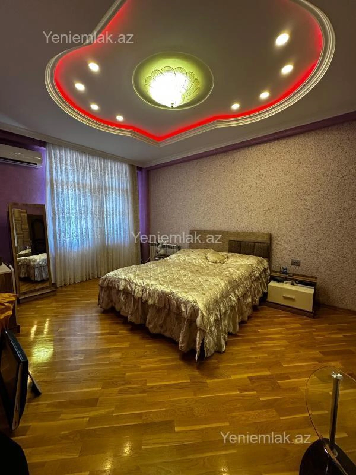 Satılır 3 otaqlı yeni tikili 100 m²