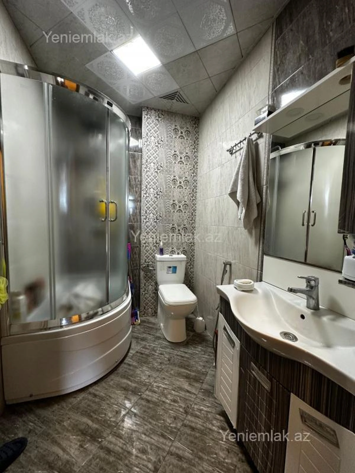 Satılır 3 otaqlı yeni tikili 100 m²