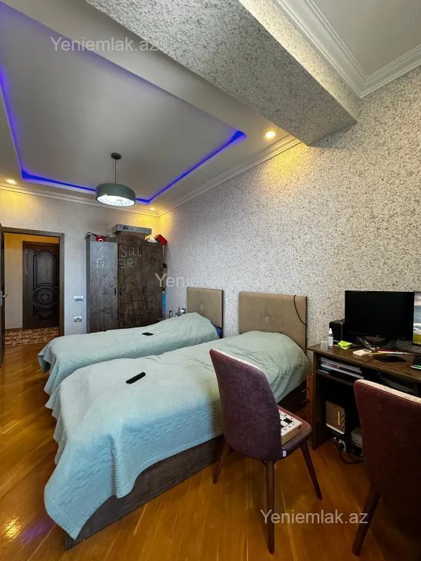 Satılır 3 otaqlı yeni tikili 100 m²