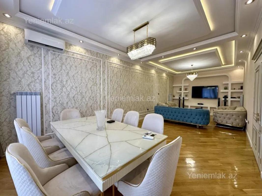 Satılır 6 otaqlı həyət evi 360 m²