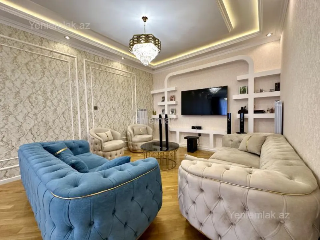 Satılır 6 otaqlı həyət evi 360 m²