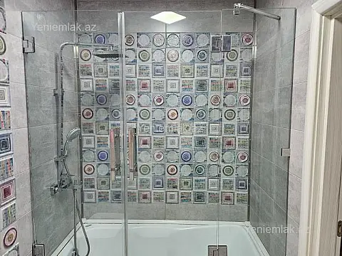 Satılır 3 otaqlı köhnə tikili 115 m²