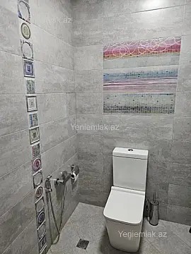 Satılır 3 otaqlı köhnə tikili 115 m²
