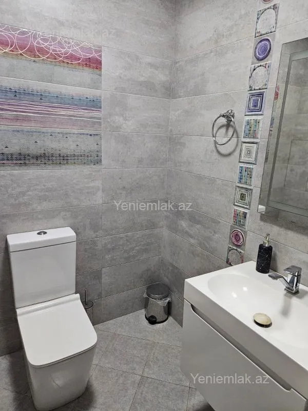 Satılır 3 otaqlı köhnə tikili 115 m²