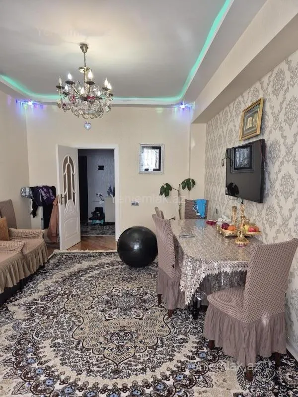 Satılır 2 otaqlı yeni tikili 93 m²