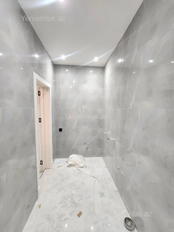 Satılır 2 otaqlı yeni tikili 78 m²