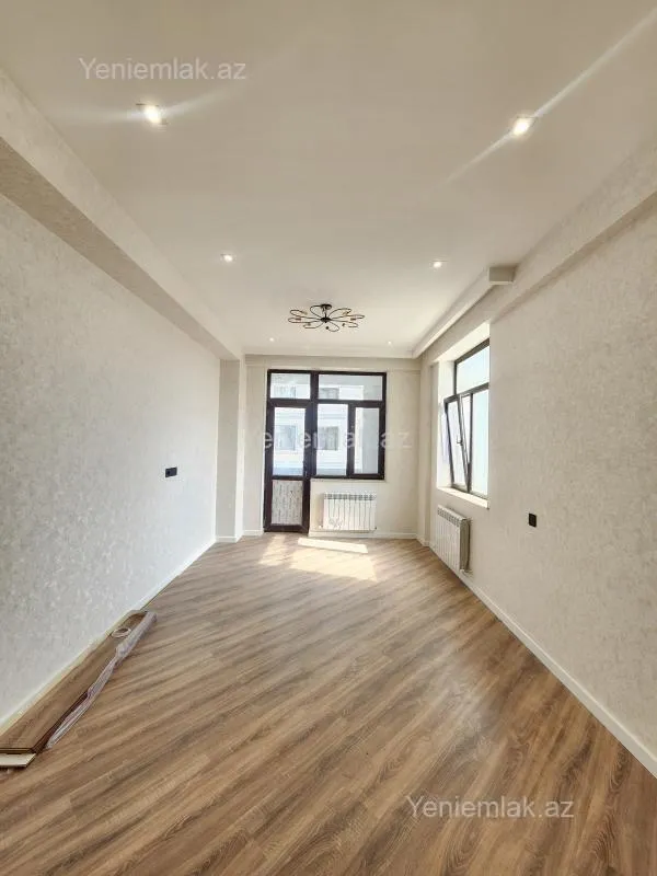 Satılır 2 otaqlı yeni tikili 78 m²