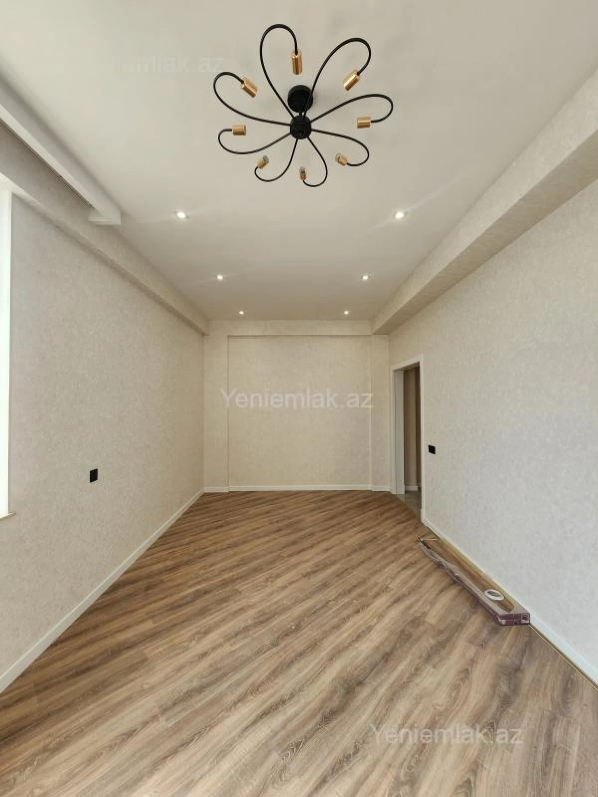 Satılır 2 otaqlı yeni tikili 78 m²