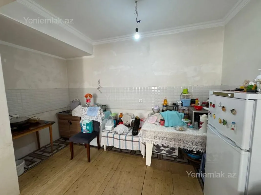 Satılır 3 otaqlı yeni tikili 82 m²