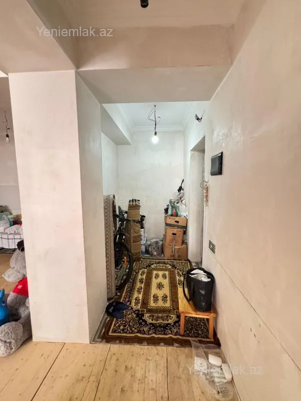 Satılır 3 otaqlı yeni tikili 82 m²