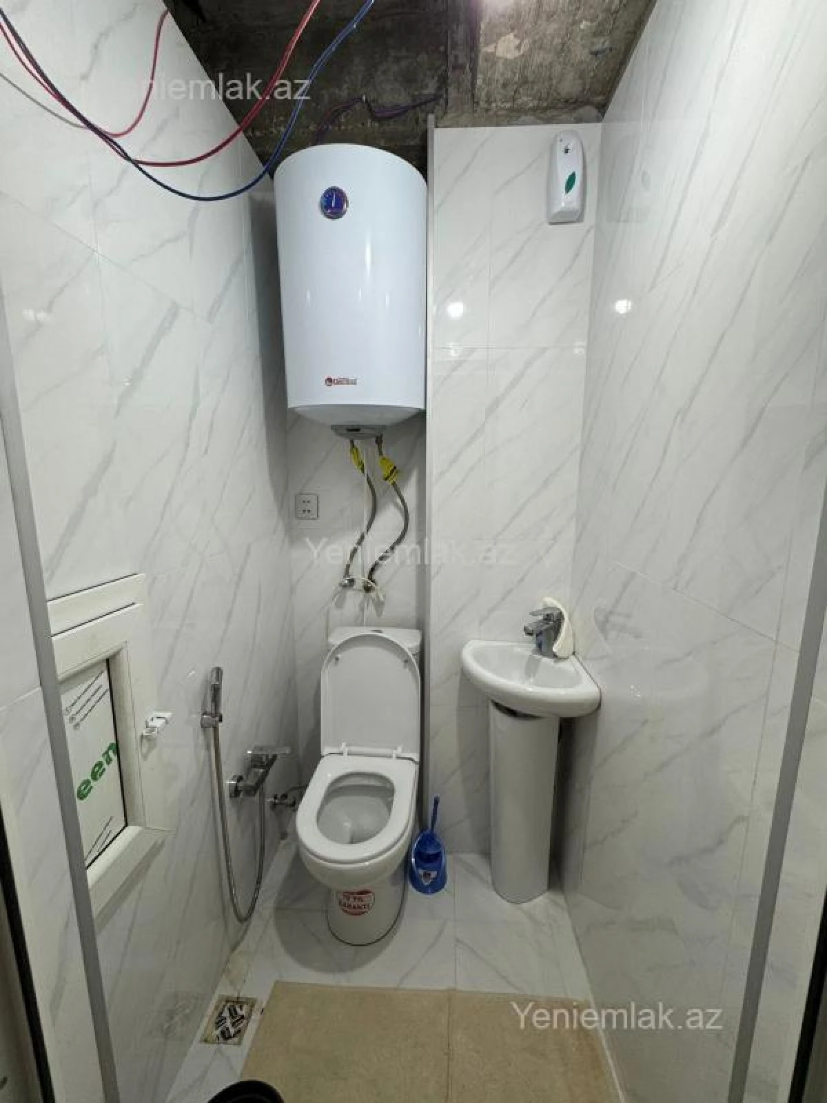 Satılır 3 otaqlı yeni tikili 82 m²