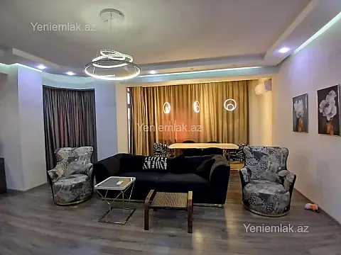 Satılır 4 otaqlı yeni tikili 240 m²
