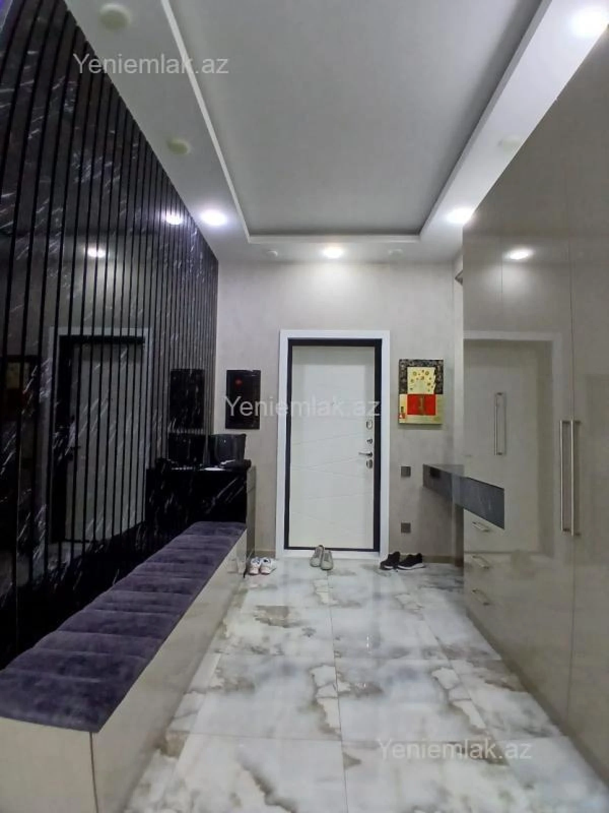 Satılır 4 otaqlı yeni tikili 240 m²